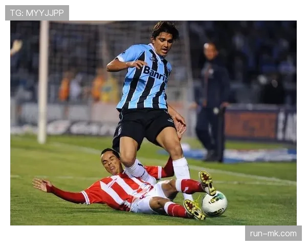 埃弗顿阵容深度分析:当前阶段主力框架稳固,轮换厚度有待提升 埃弗顿阵容深度分析:当前阶段主力框架稳固,轮换厚度有待提升